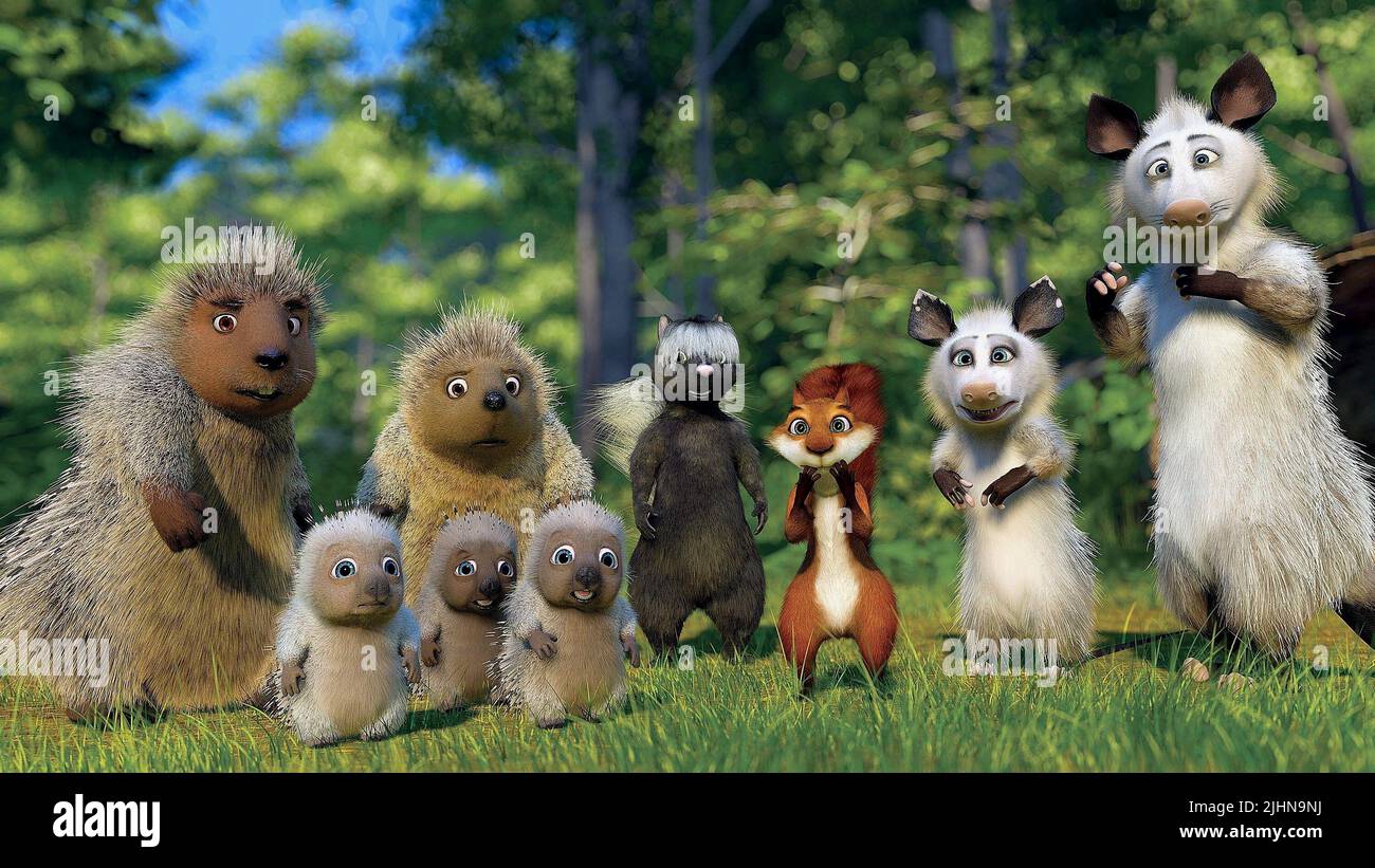 LOU,BUCKY,SPIKE,QUILLO,PENNY,STELLA,HAMMY,HEATHER,OZZIE, OVER THE HEDGE, 2006 Stock Photo