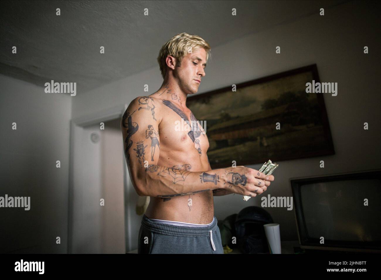 RYAN GOSLING, THE PLACE BEYOND THE PINES, 2012 Stock Photo - Alamy