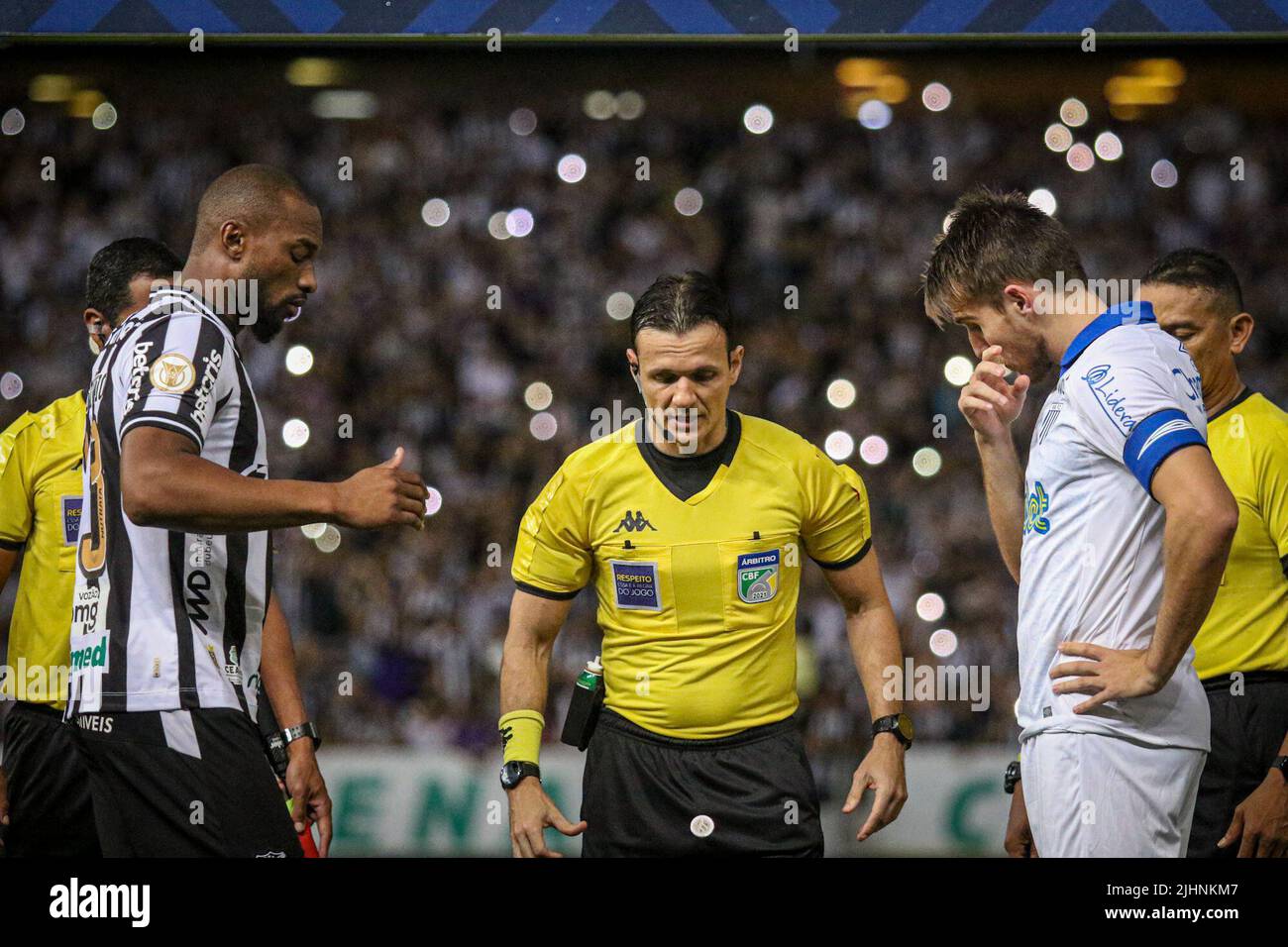 Fortaleza, Brazil. 19th July, 2022. CE - Fortaleza - 07/19/2022 - BRAZILIAN A 2022, CEARA X AVAI - Referee Caio Max during a match between Ceara and Avai at the Arena Castelao stadium for the Brazilian championship A 2022. Photo: Lucas Emanuel/AGIF/Sipa USA Credit: Sipa USA/Alamy Live News Stock Photo