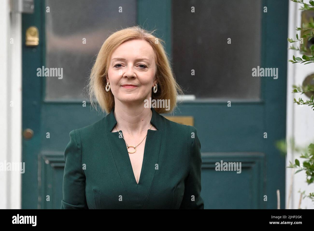 British Foreign Secretary and Conservative leadership candidate Liz Truss leaves her house in London, Britain, July 20, 2022. REUTERS/Toby Melville Stock Photo