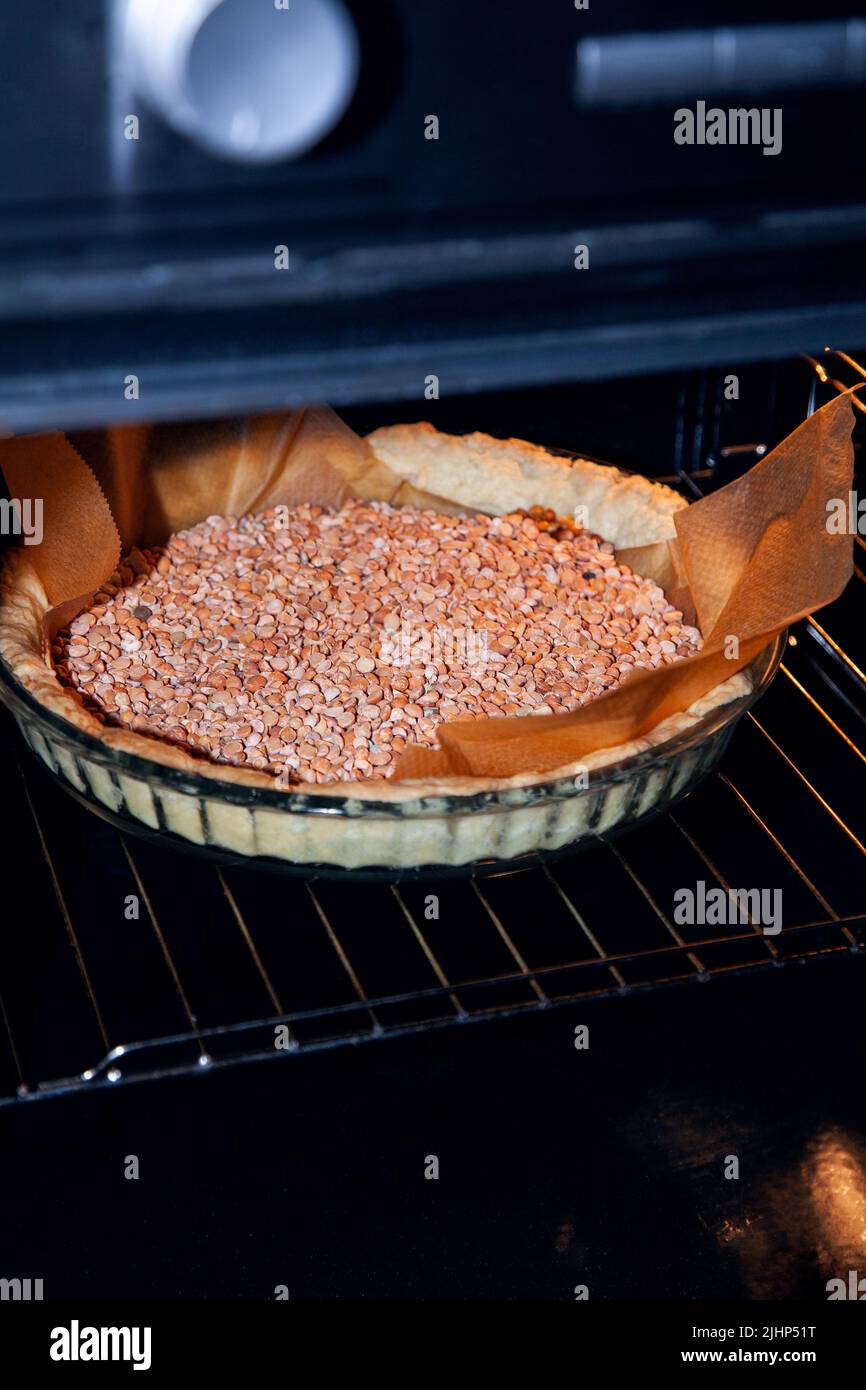 Baking rice paper hires stock photography and images Alamy