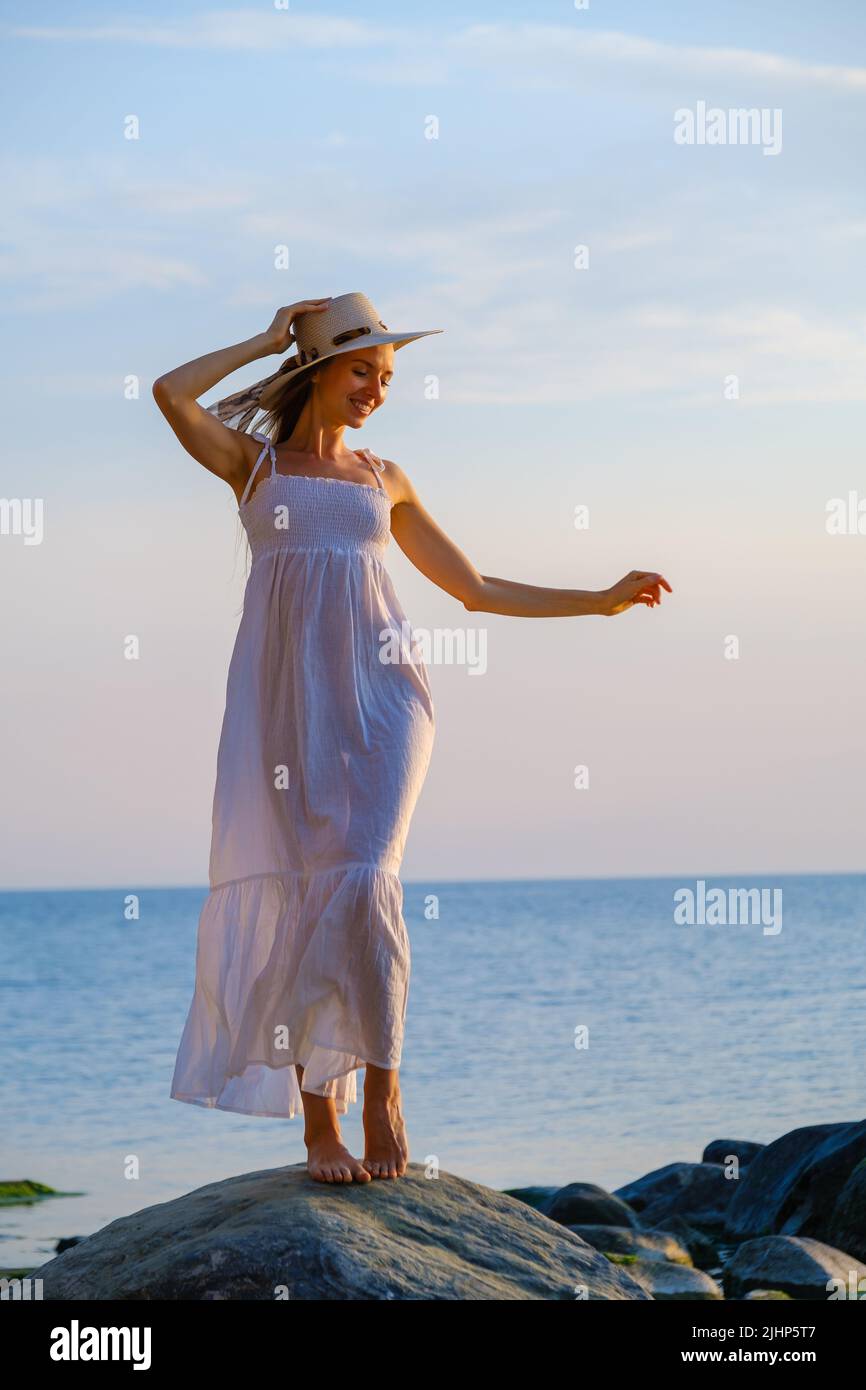 Carefree tourist hi-res stock photography and images - Alamy