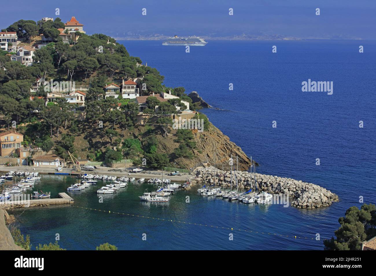 France, Bouches-du-Rhône (13), Ensuès-la-Redonne, la calanques de la ...