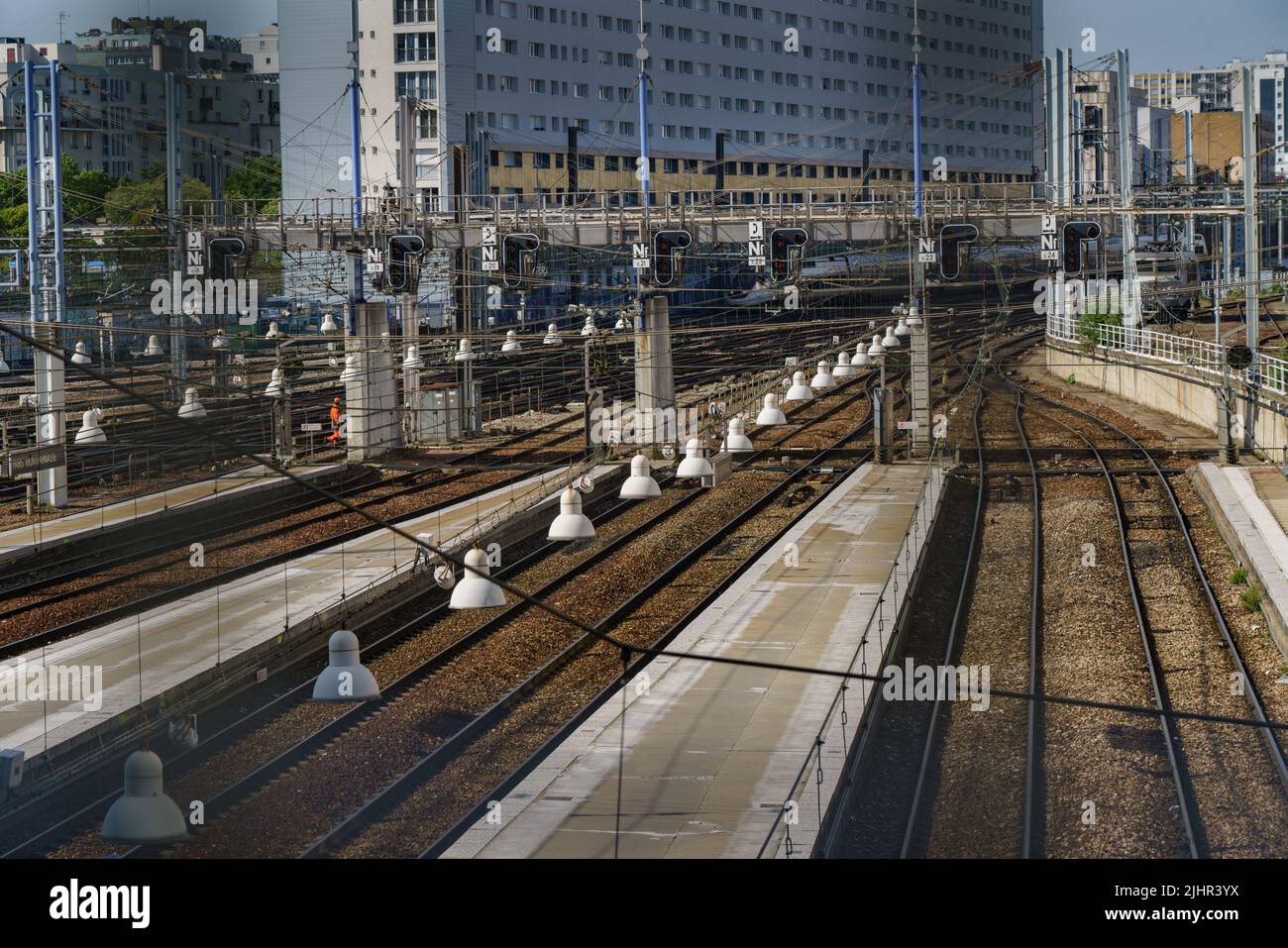 somed montparnasse 17 boulevard de vaugirard 75015 paris