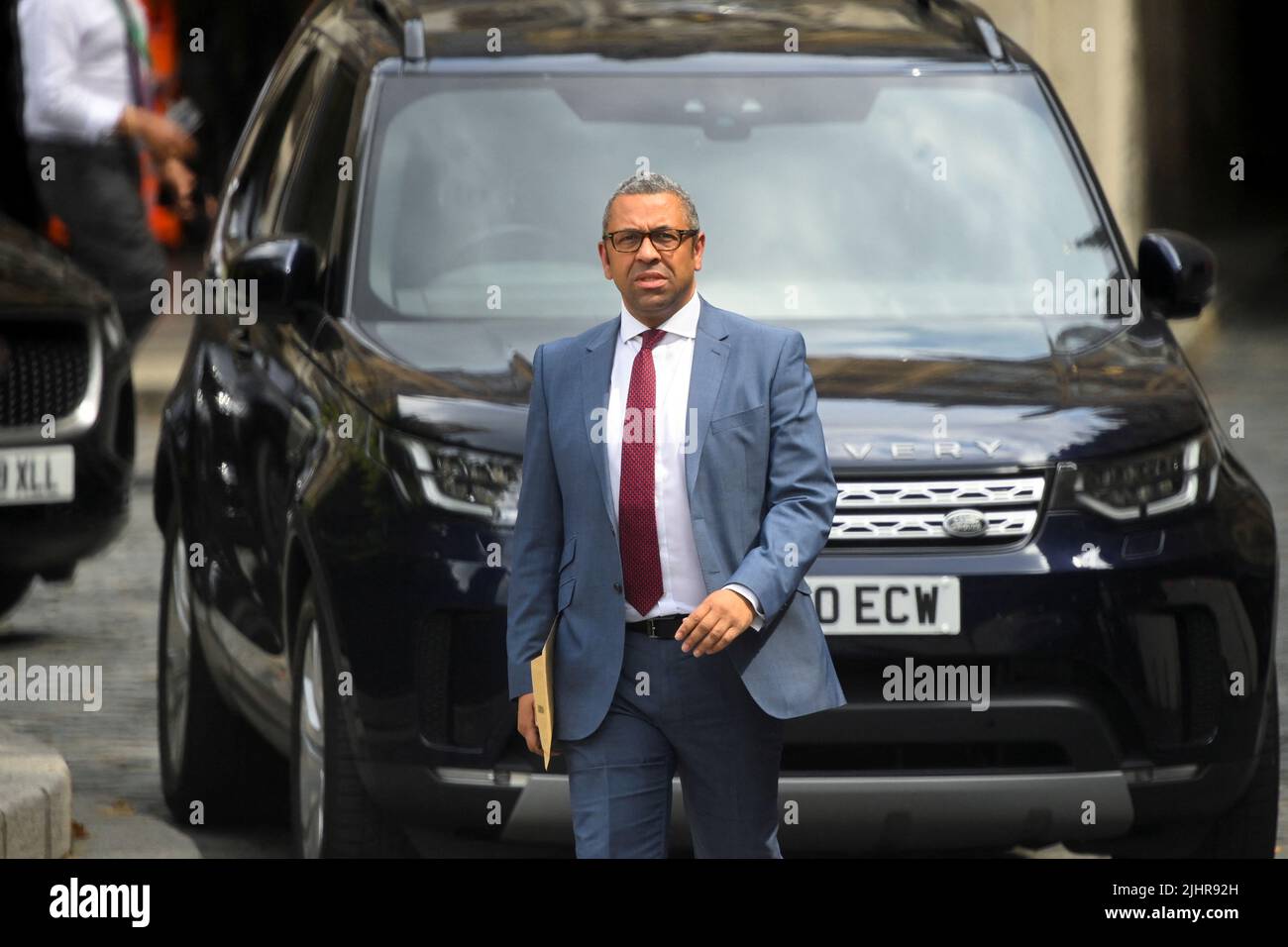 British Education Secretary James Cleverly enters a car between buildings in the houses of Parliament, in London, Britain, July 20, 2022. REUTERS/Toby Melville Stock Photo