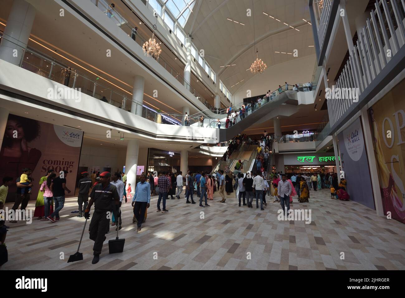 Lulu Mall in Lucknow, Uttar Pradesh, India Stock Photo Alamy