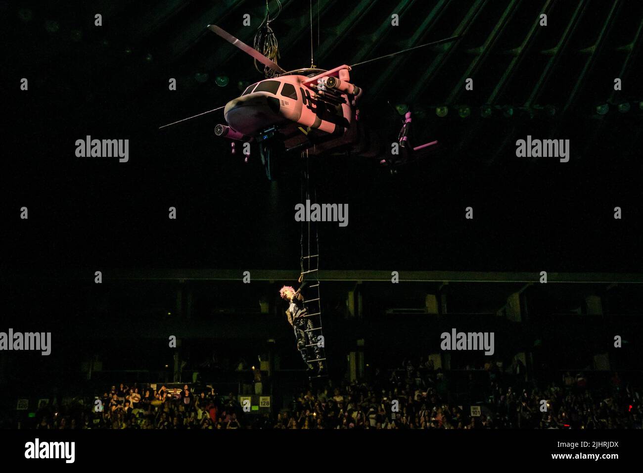 Machine Gun Kelly performs during the The Mainstream Sellout Tour at Oakland Arena on July 19, 2022 in Oakland, California. Photo: Chris Tuite/imageSPACE/Sipa USA Stock Photo