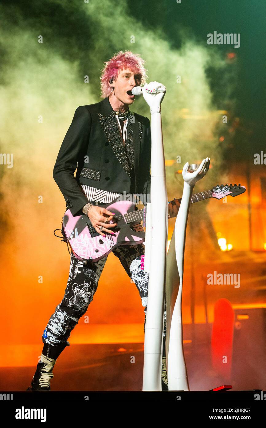 Machine Gun Kelly performs during the The Mainstream Sellout Tour at Oakland Arena on July 19, 2022 in Oakland, California. Photo: Chris Tuite/imageSPACE/Sipa USA Stock Photo