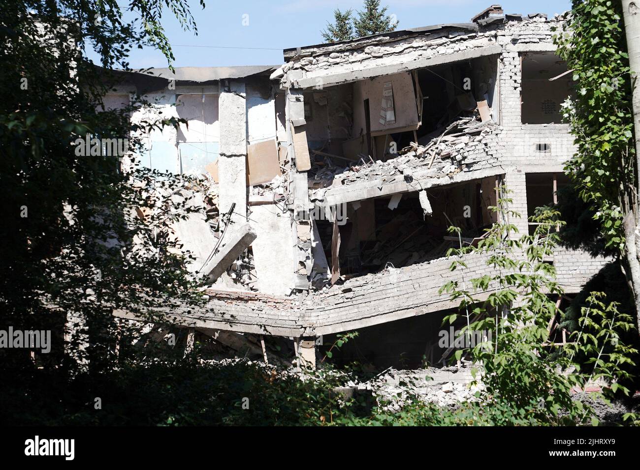 Bakhmut destroyed hi-res stock photography and images - Alamy