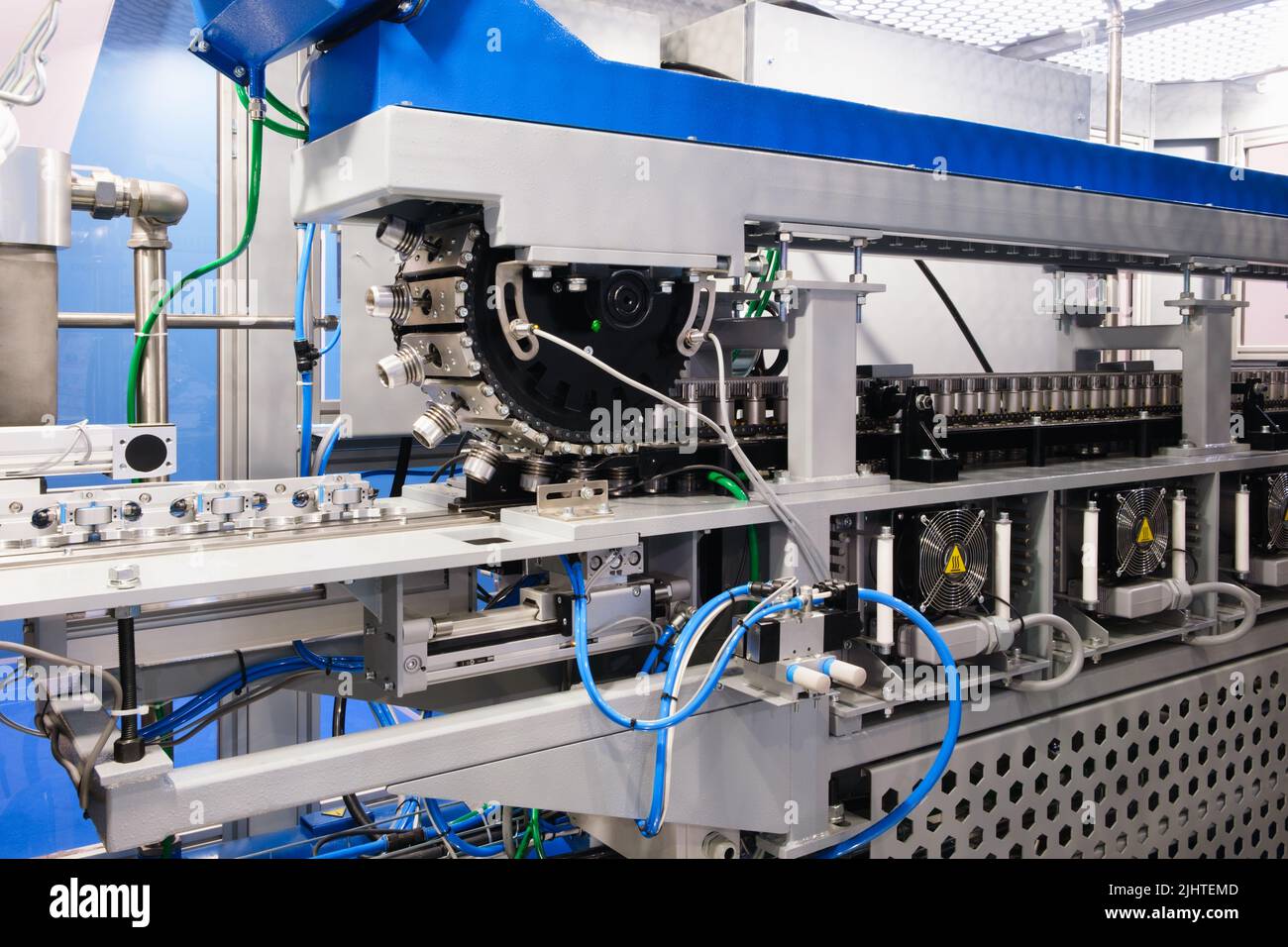 PET Dairy bottles blowing. The plastic bottle blowing machine.Heating