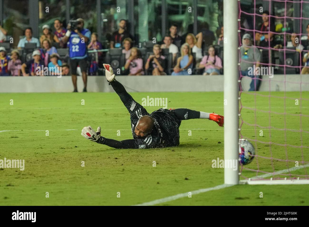 Fort Lauderdale, Florida, USA, July 19, 2022, Inter Miami Goalkeeper Clement Diop #94 misses the ball resulting in goal during the second half at DRV PNK Stadium in a Friendly Match.  (Photo Credit:  Marty Jean-Louis) Credit: Marty Jean-Louis/Alamy Live News Stock Photo