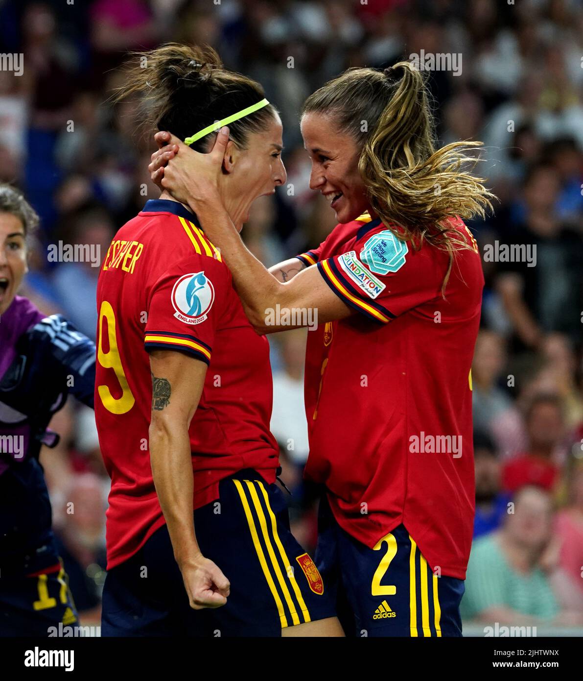 Women's 9 deals in euro