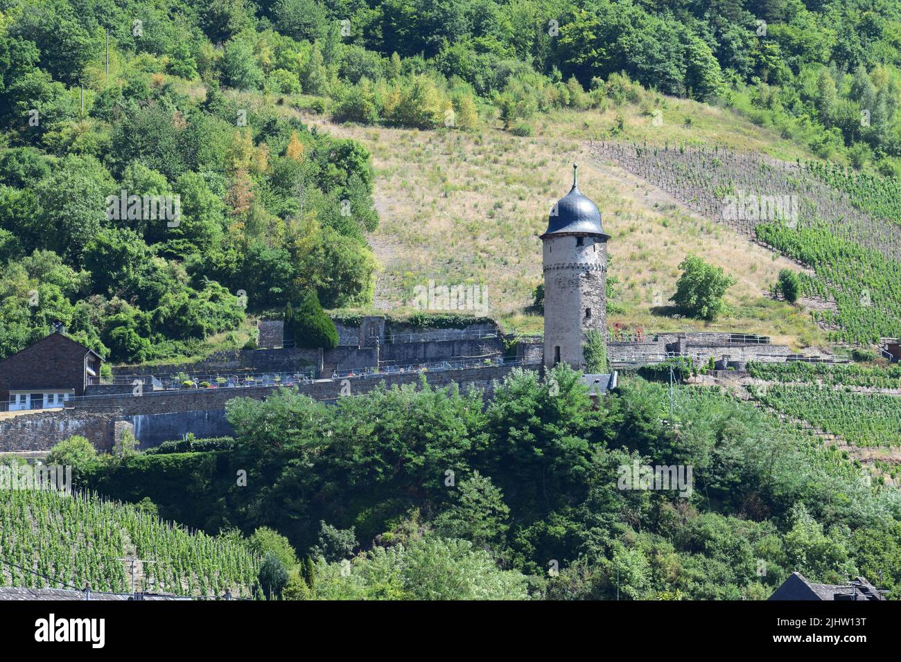 Runder Turm above Zell an der Mosel Stock Photo