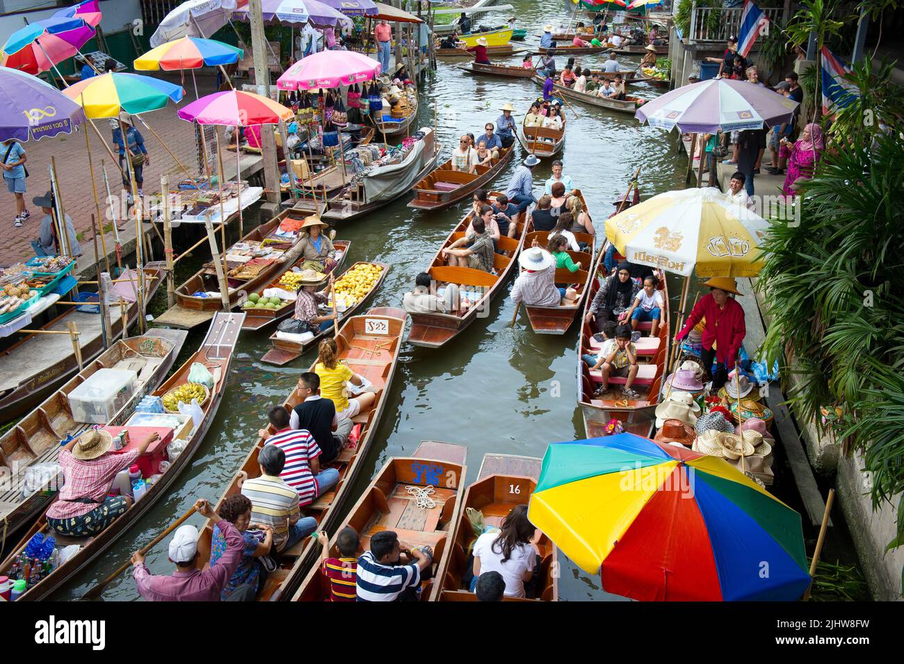 Tourist Attraction Floating Market Hi res Stock Photography And Images tourist-attraction-floating-market-hi-res-stock-photography-and-images