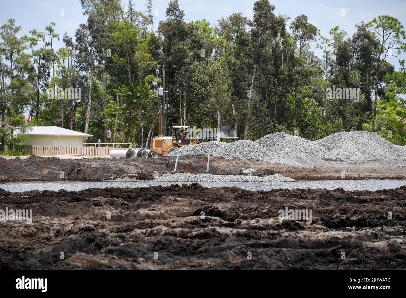 Bulldozer and Heavy Duty Construction Vehicles change the landscape of