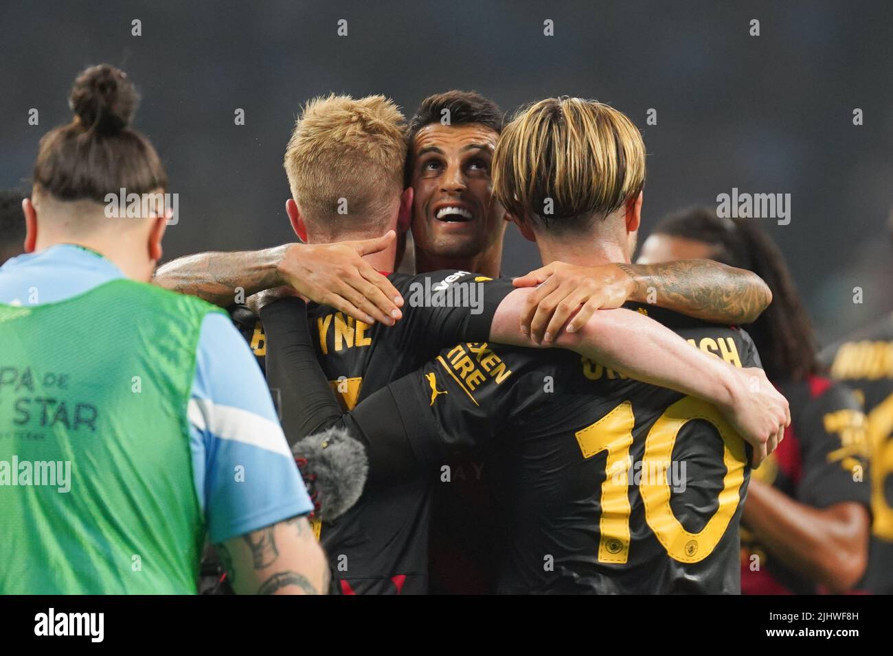 Manchester City's Kevin De Bruyne (left) with Joao Cancelo celebrates scoring their side's first goal of the game during a pre-season friendly match at NRG Stadium, Houston. Picture date: Wednesday July 20, 2022. Stock Photo