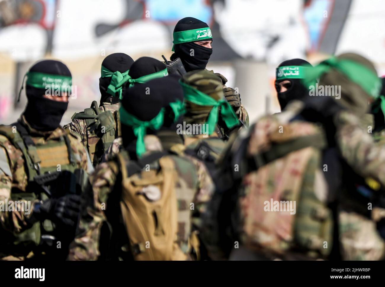 Gaza, Palestine. 20th July, 2022. Gunmen from the Izz al-Din al-Qassam Brigades, the military wing of Hamas during an anti-Israel military parade in Gaza City. Credit: SOPA Images Limited/Alamy Live News Stock Photo