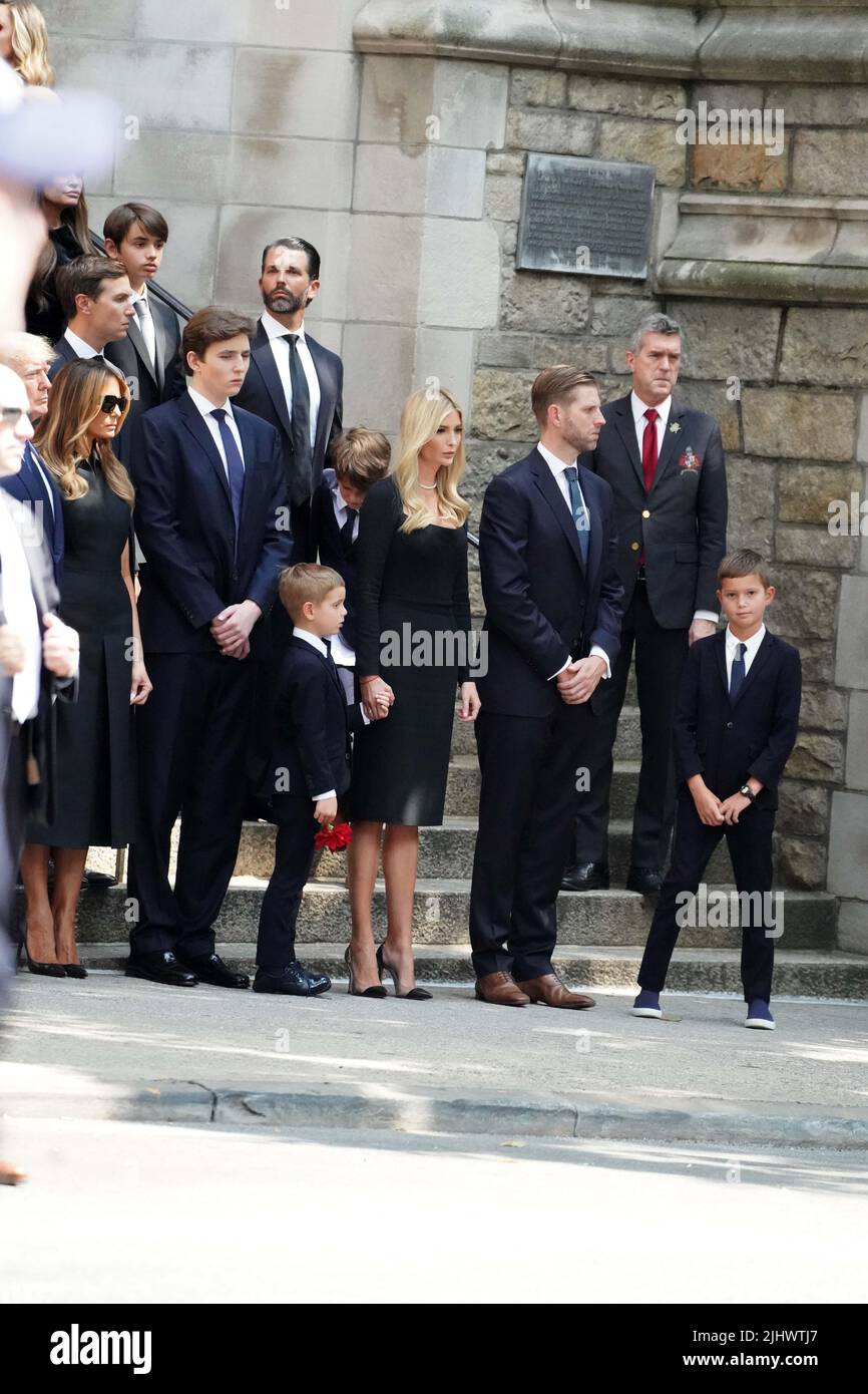 Melania trump and barron trump hi-res stock photography and images - Alamy