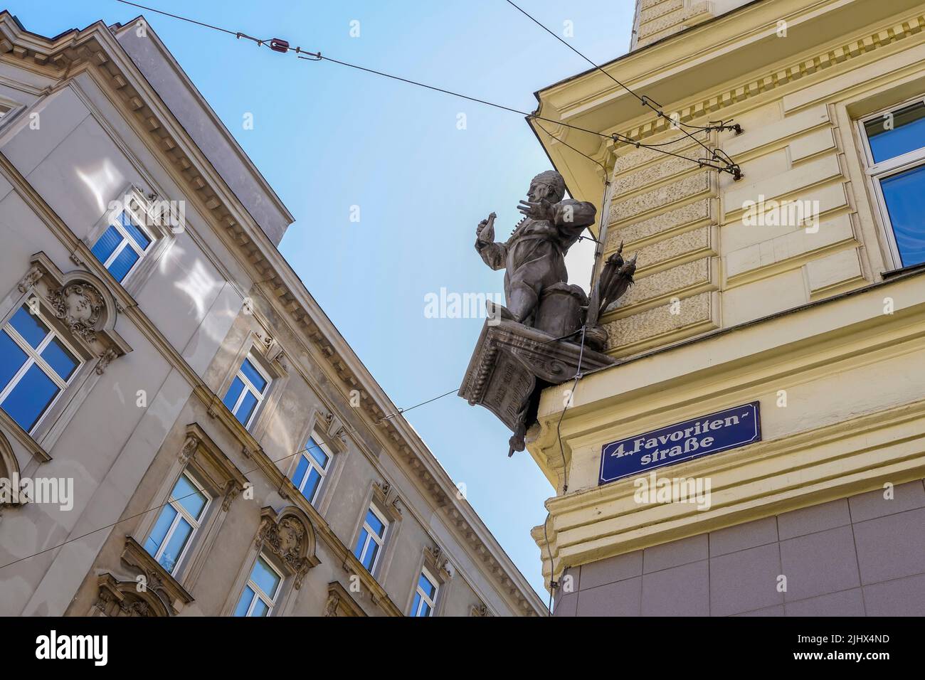 Statue of Jerzy Franciszek Kulczycki (Georg Franz Kolschitzky). Kolschitzky strasse 1, Vienna, Austria. Kulczycki was Polish nobleman, diplomat, and s Stock Photo