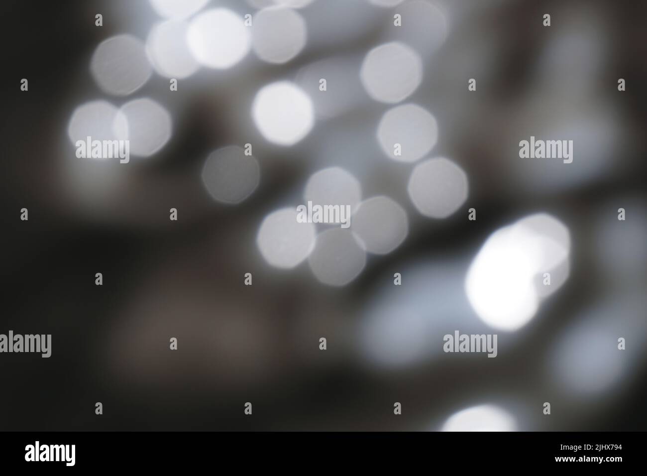Sun reflecting in water surface - bokeh effect Stock Photo - Alamy