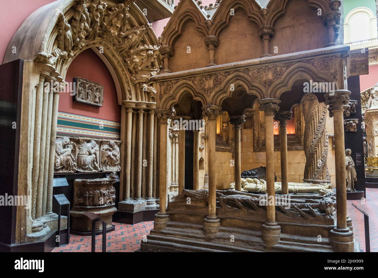 Gothic architecture in the Cast Collection, opened in 1873, the Cast Courts display copies of some of the world's most significant works of art reprod Stock Photo