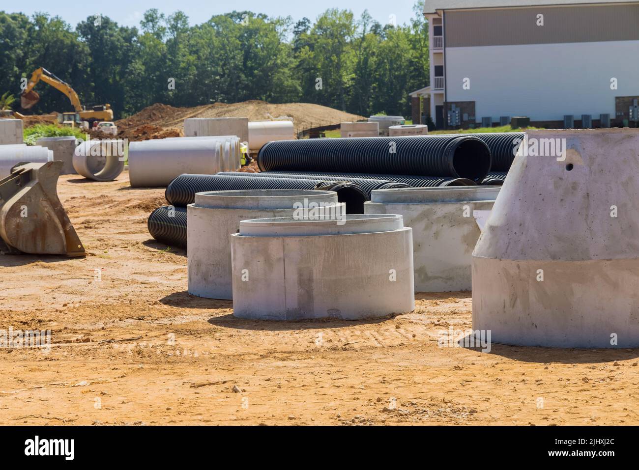 There are many concrete pipes that are used to construct drainage