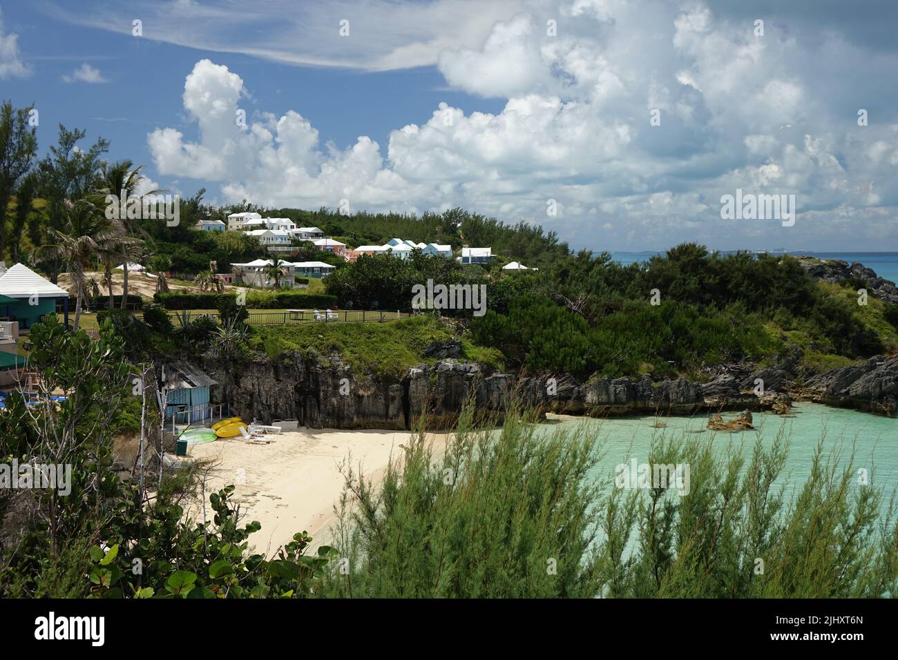 A beautiful rocky shore in Saint George's Parish, Bermuda Stock Photo