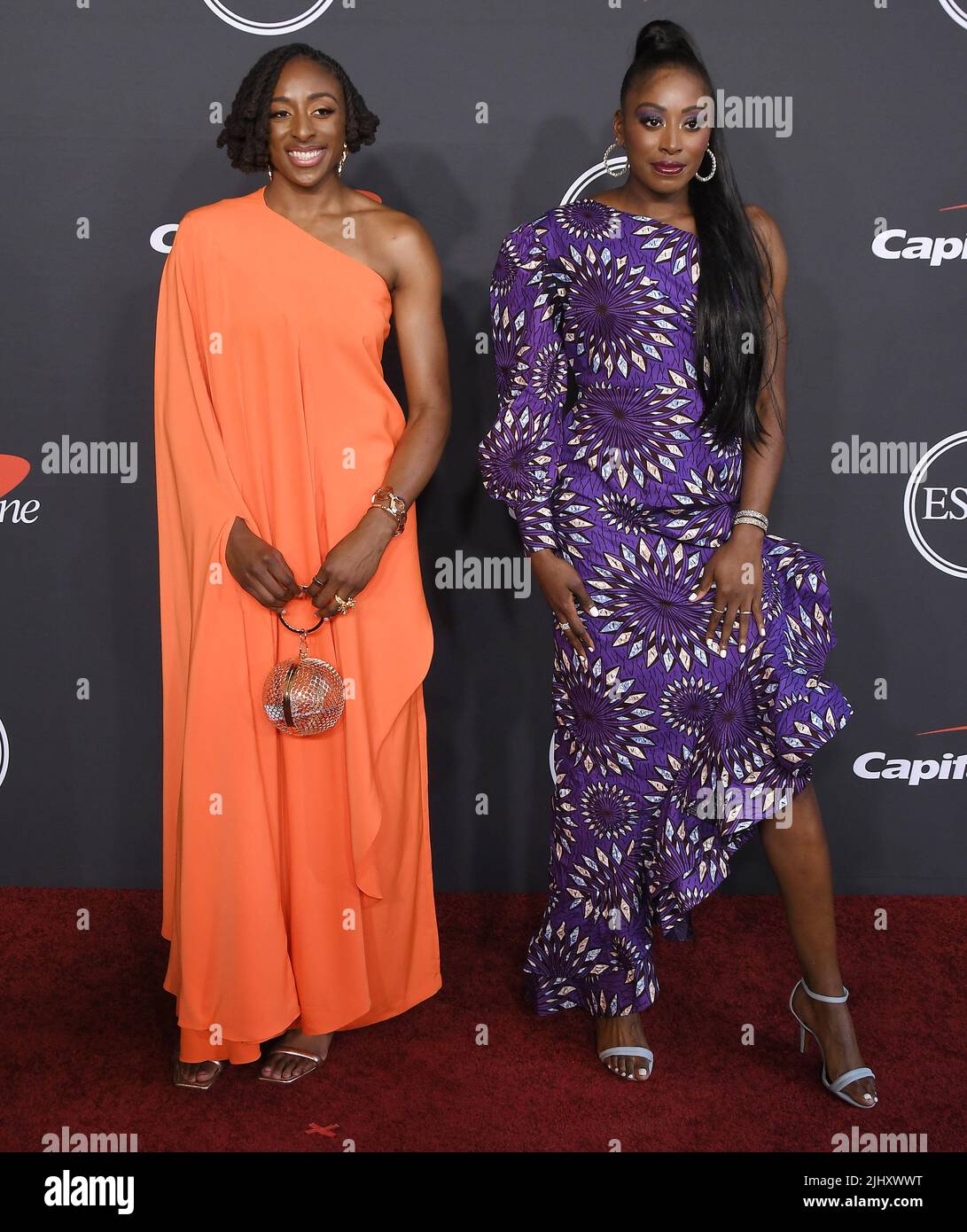 (L-R) Nneka Ogwumike and Chiney Ogwumike arrives at the 2022 ESPYs held