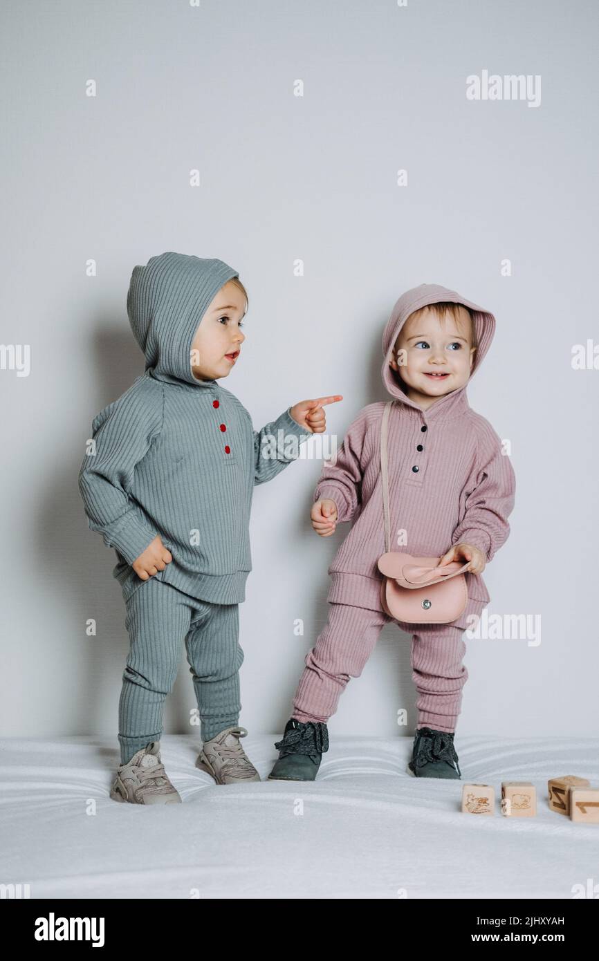 Unisex clothes for babies hi-res stock photography and images - Alamy