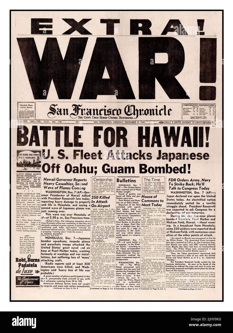 PEARL HARBOR WAR BATTLE ATTACK Newspaper Headline 'WAR' Battle for Hawaii.. Dec 8th 1941 San Francisco Chronicle WW2 Start of World War II for The United States against Imperial Japan Stock Photo