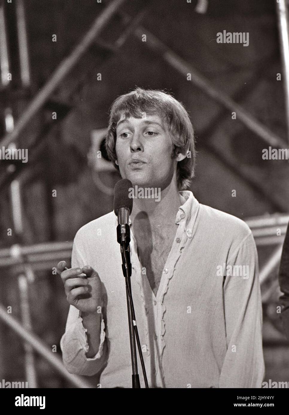 MANFRED  MANN UK rock group on Ready,Steady,Go ! in 1966 with Mike d'Abo Stock Photo