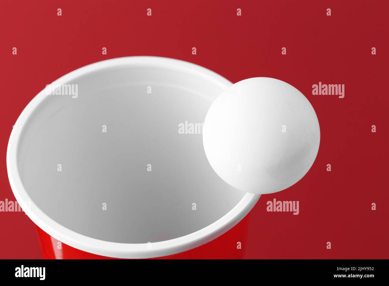 College party sport beer pong Stock Photo Alamy