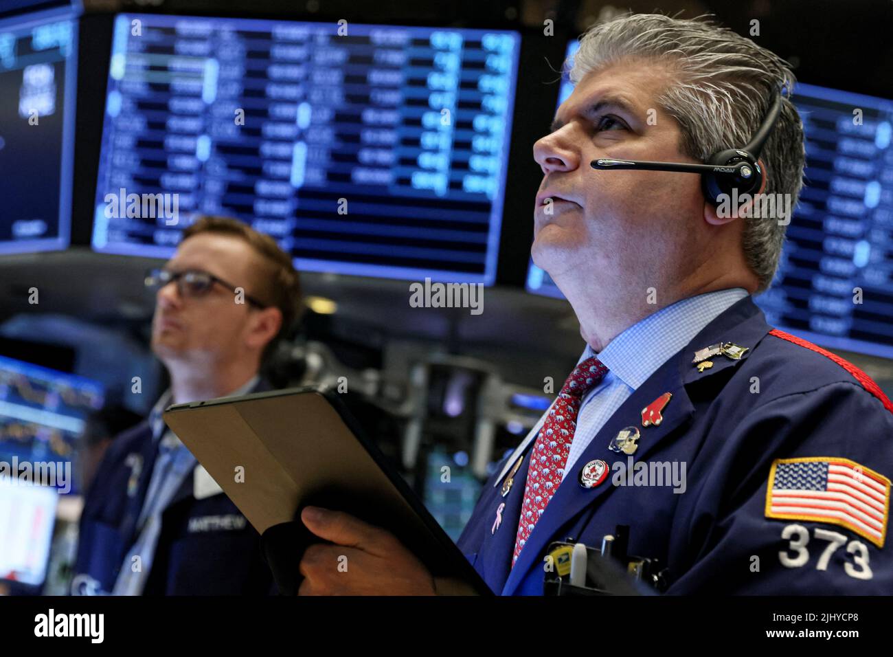 Traders work on the floor of the New York Stock Exchange (NYSE) in New York City, U.S., July 21, 2022.  REUTERS/Brendan McDermid Stock Photo