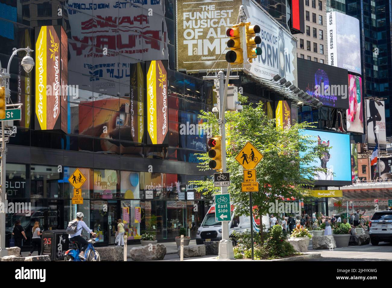 Olive Garden Italian Restaurant in Times Square, NYC Stock Photo