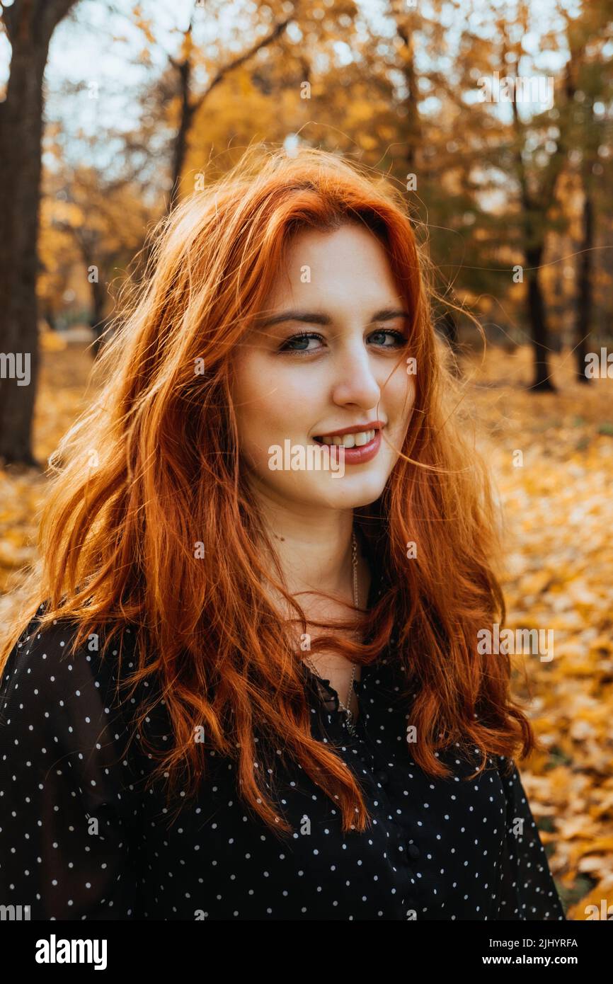 amateur bright red hair