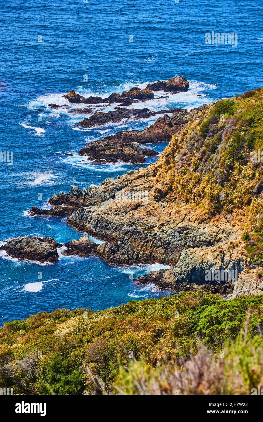 Beach ocean waves from above hi-res stock photography and images - Alamy