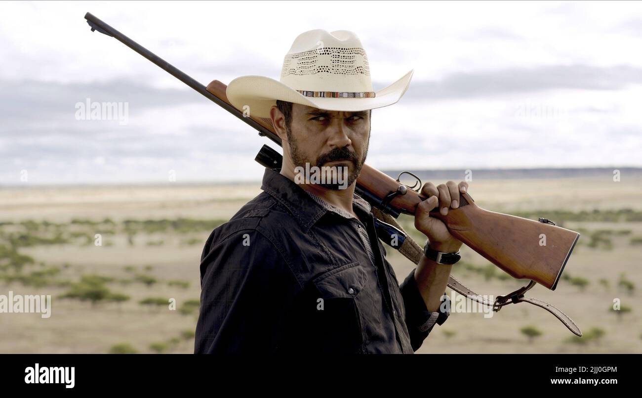 AARON PEDERSEN, MYSTERY ROAD, 2013 Stock Photo - Alamy