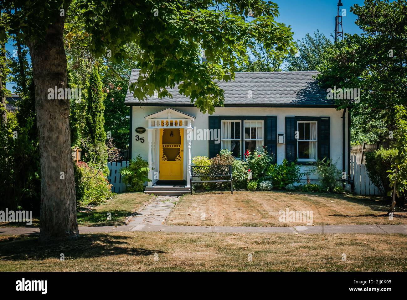 small cottage house home in niagara-on-the-lake, ontario, canada Stock Photo