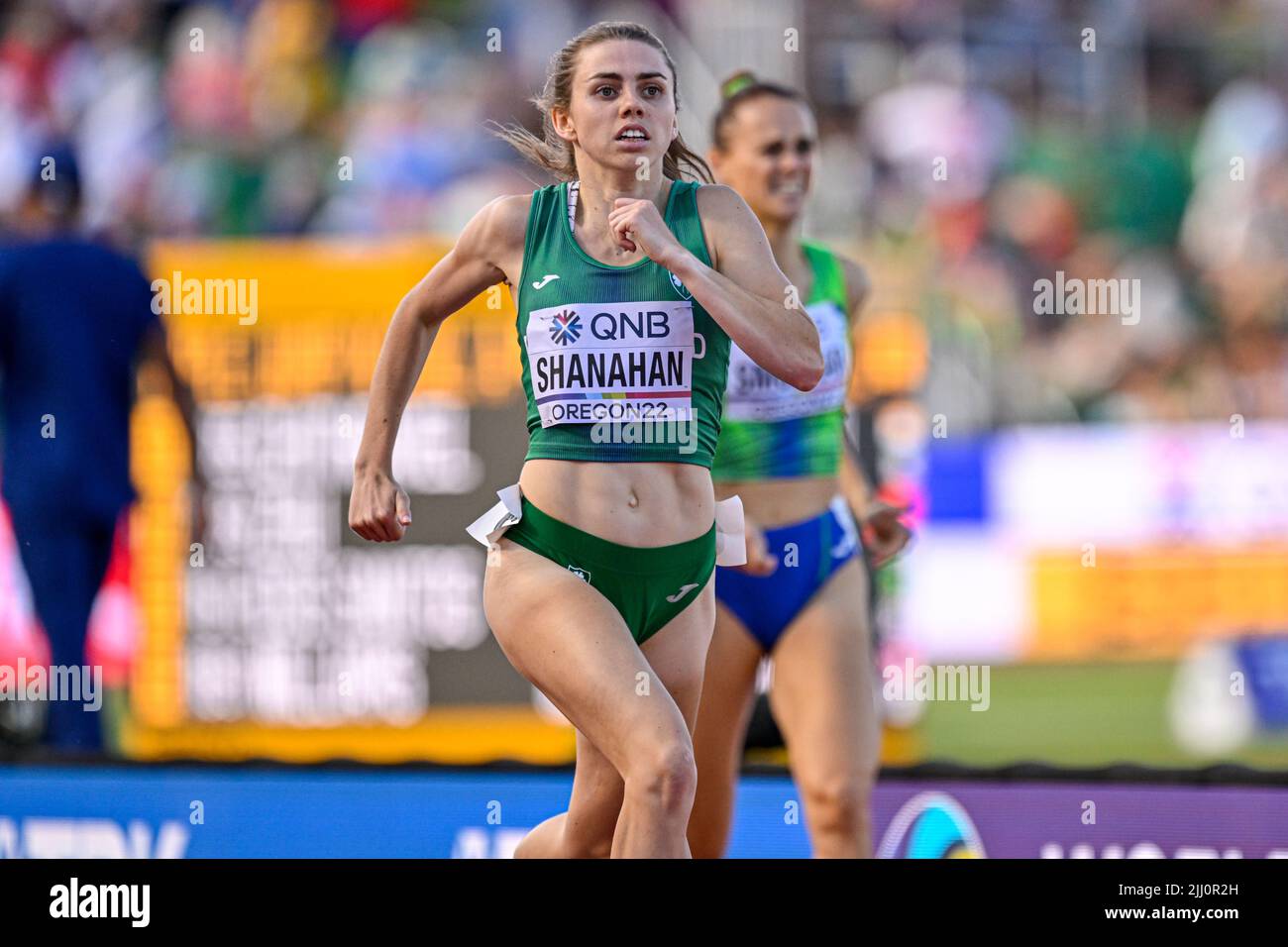 EUGENE, UNITED STATES - JULY 21: Louise Shanahan of Ireland competing on Women's 800m during the World Athletics Championships on July 21, 2022 in Eugene, United States (Photo by Andy Astfalck/BSR Agency) Atletiekunie Stock Photo