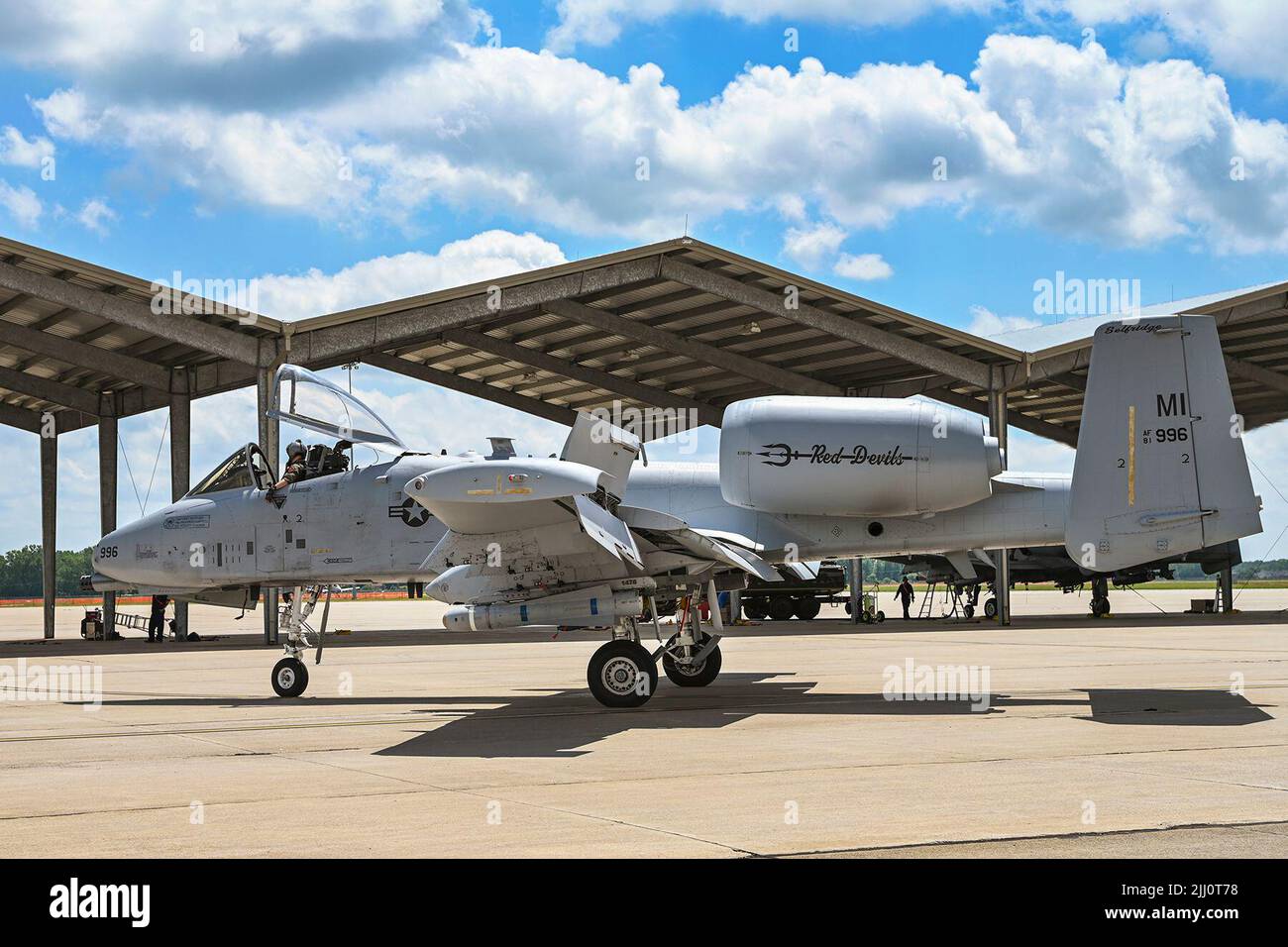 A pilot from the 107th Fighter Squadron taxis in an A-10 Thunderbolt II from Selfridge Air National Guard Base from a training mission in Northern Michigan July 21, 2022. The A-10, affectionally called the Warthog, is the first Air Force aircraft specially designed for close air support. The effective and survivable Warthog carries a wide variety of munitions that can be used against all ground targets, including tanks and other armored vehicles.  ( U.S. Air National Guard photo by Terry L. Atwell) Stock Photo