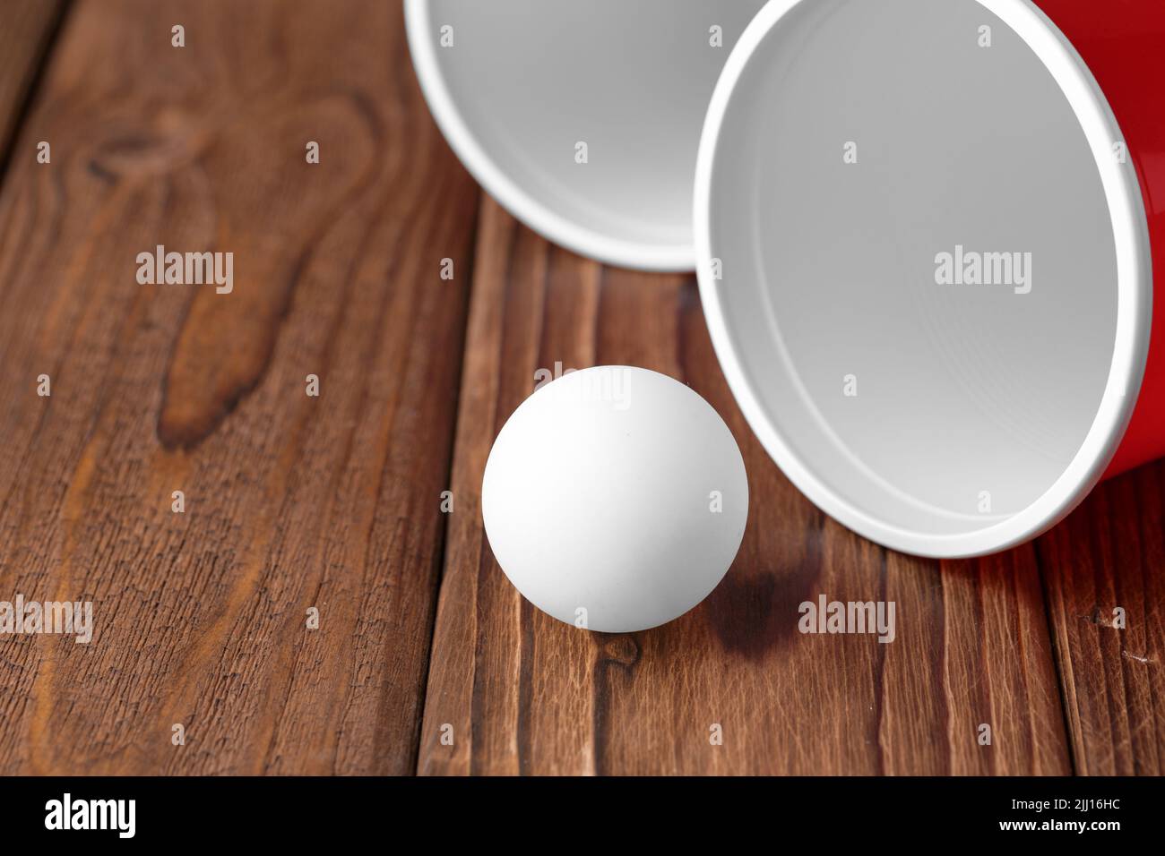 College party sport beer pong Stock Photo Alamy