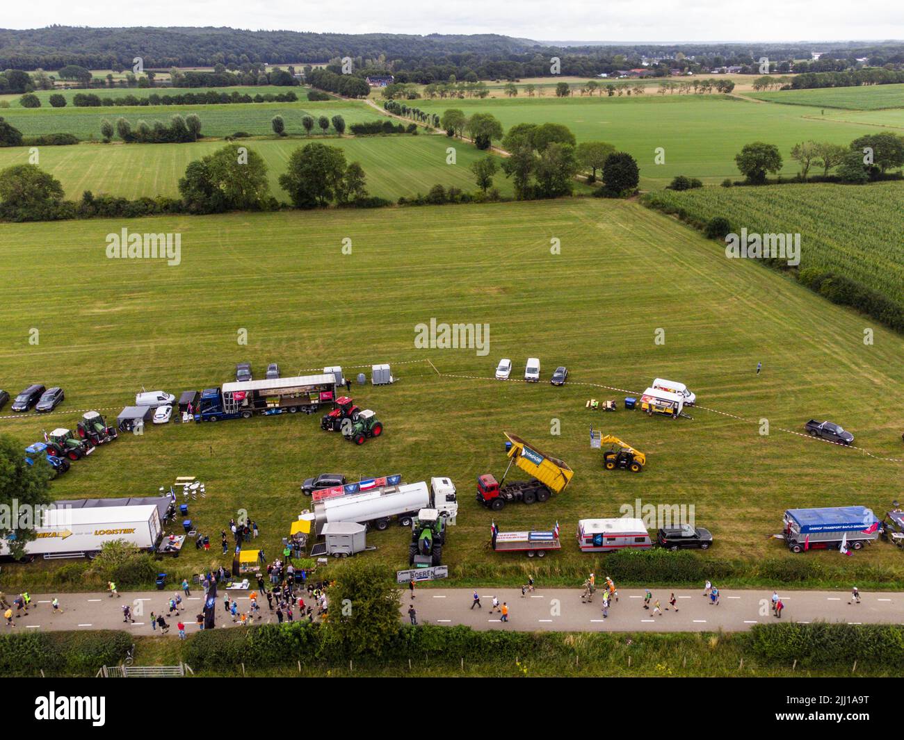 Vierdaagse hi-res stock photography and images - Alamy