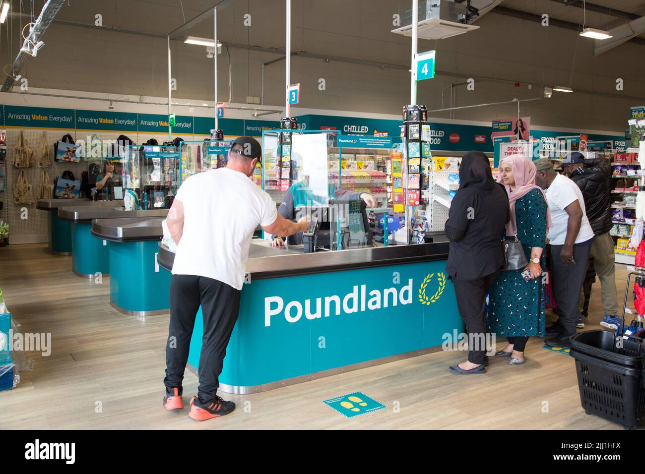 Poundland, Oldbury Green Retail Park, Oldbury, West Midlands Stock Photo