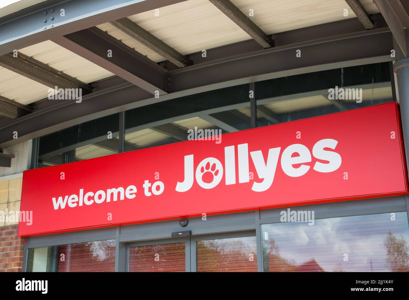 Jollyes Pet store signage Stock Photo Alamy