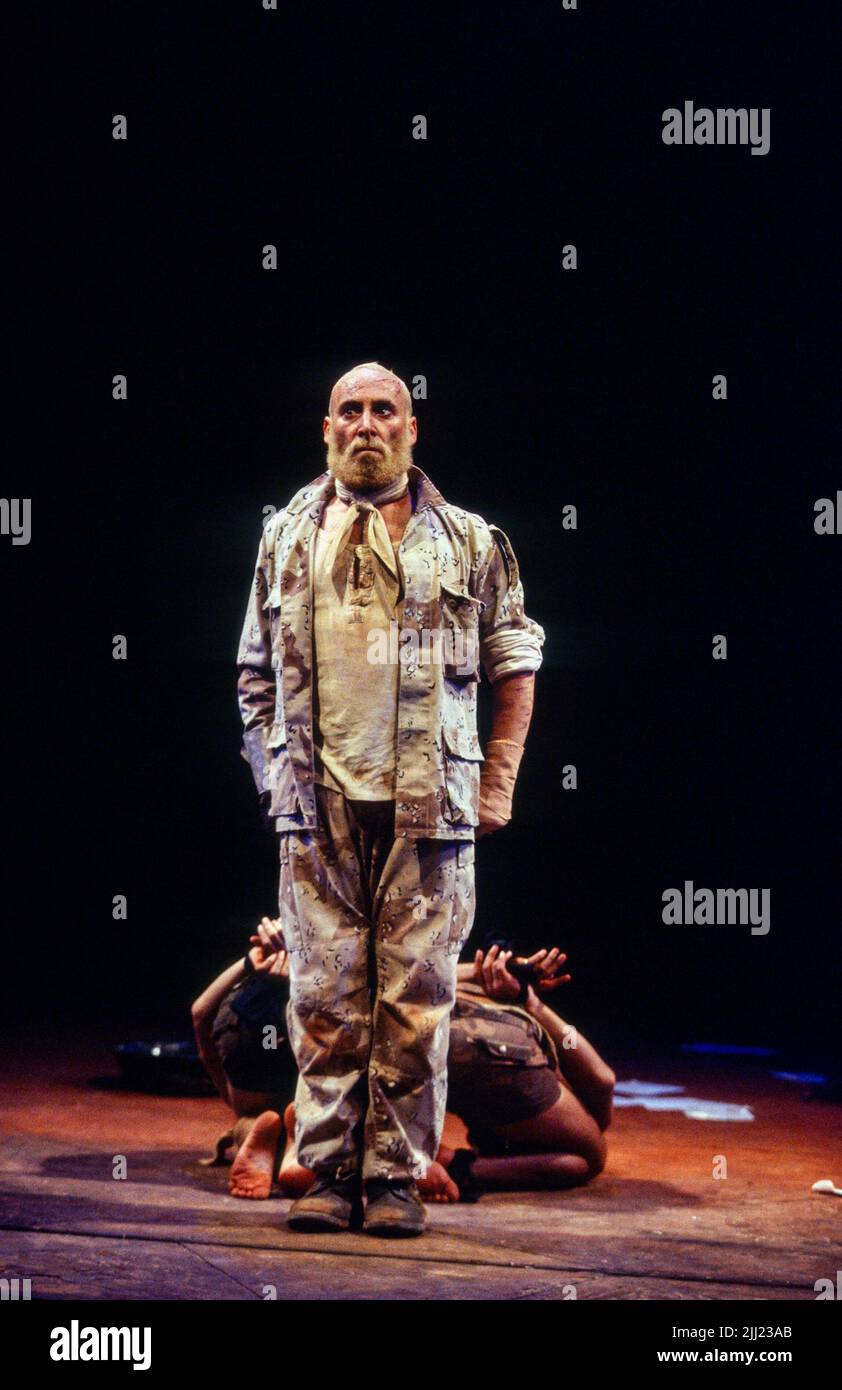 Antony Sher (Titus) in TITUS ANDRONICUS by Shakespeare at the West Yorkshire Playhouse, Leeds, England  12/07/1995  a Market Theatre Johannesburg & Royal National Theatre Studio co-production  set design: Nadya Cohen  costumes: Sue Steele  lighting: Mark Jonathan  fights: Terry King  director: Gregory Doran Stock Photo