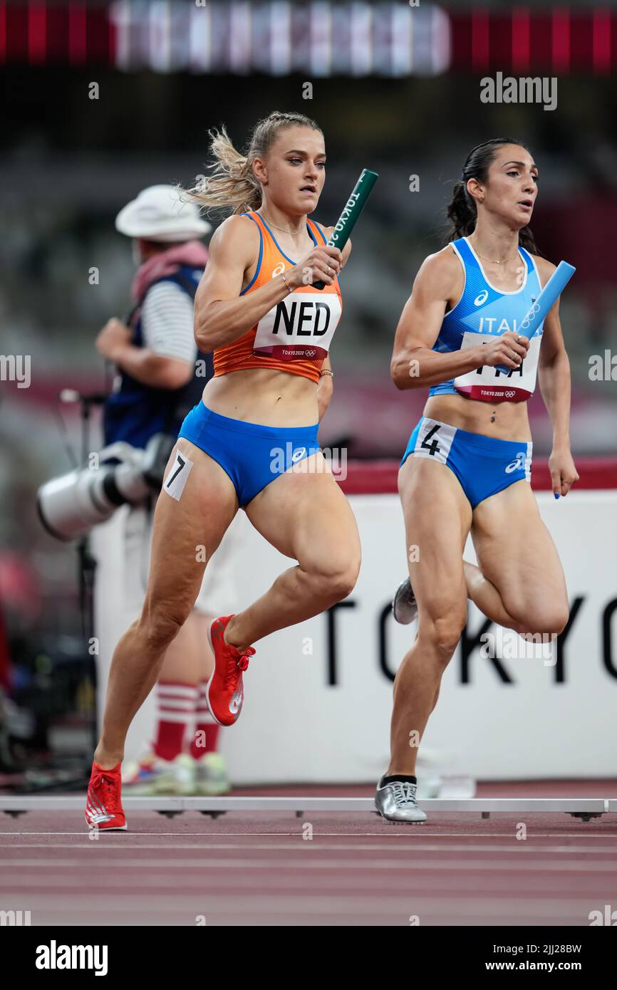 Lisanne De Witte Participating In The 4x400 Meter Relay At The 2020 lisanne-de-witte-participating-in-the-4x400-meter-relay-at-the-2020