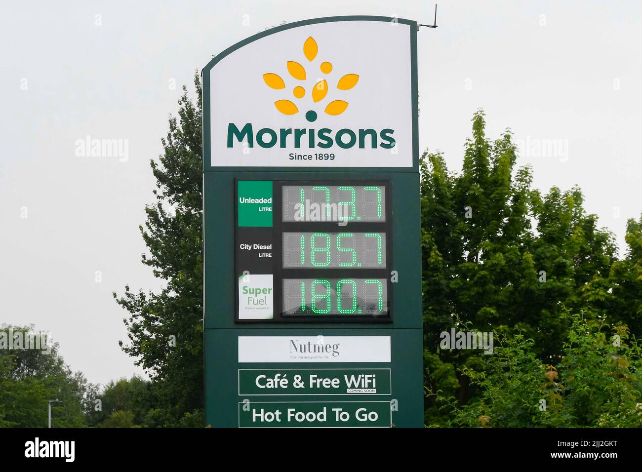 Yeovil, Somerset, UK. 22nd July 2022. Fuel prices at the Morrisons