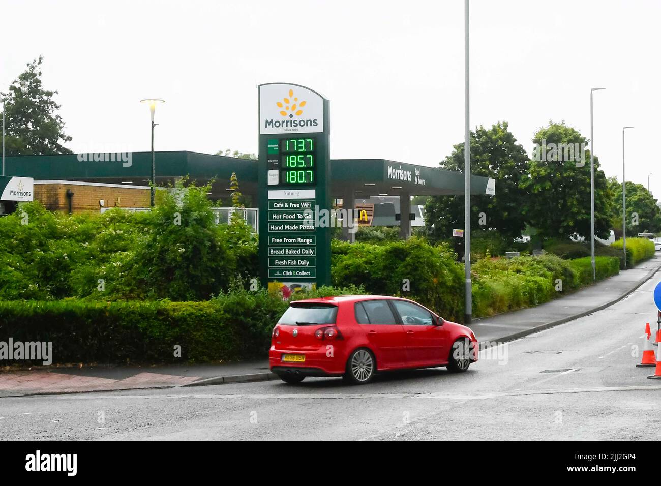 Yeovil town sign hires stock photography and images Alamy