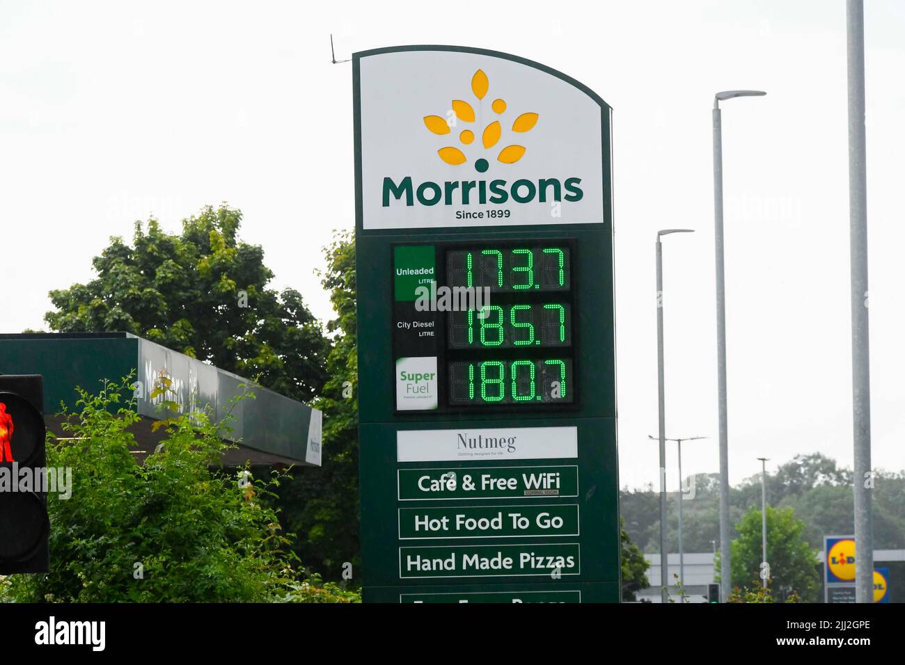 Yeovil, Somerset, UK. 22nd July 2022. Fuel prices at the Morrisons
