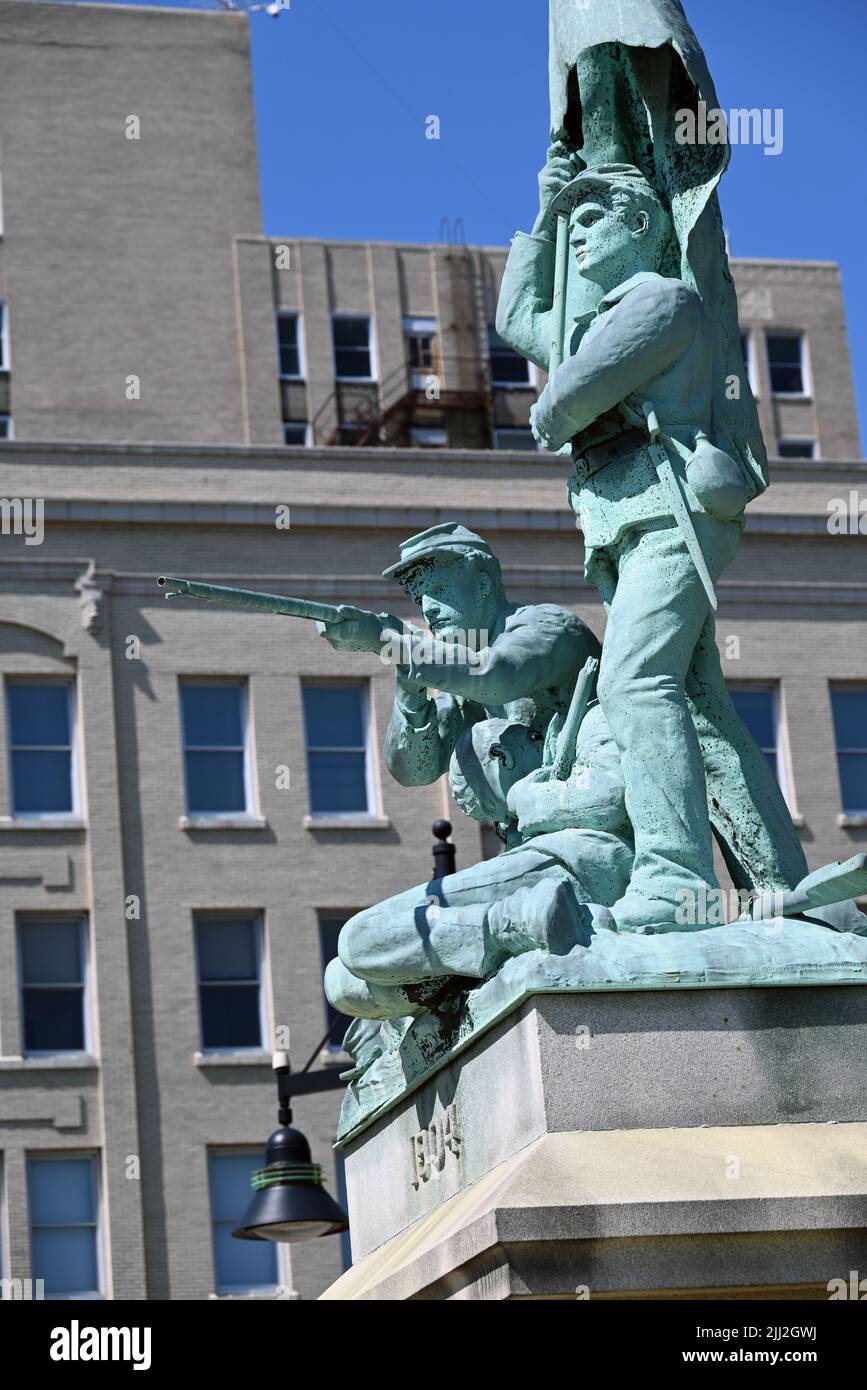 The Union Civil War statue located in Decatur, Illinois Central Park Stock Photo